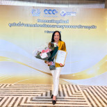 ผู้ติดต่อประสานงาน